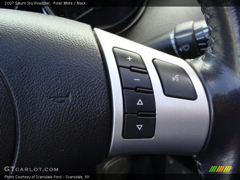 Polar White / Black 2007 Saturn Sky Roadster