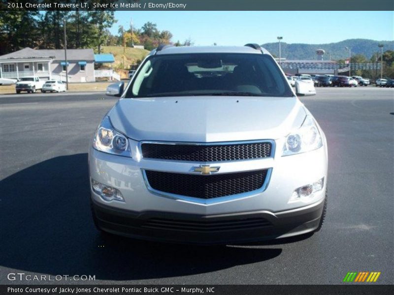 Silver Ice Metallic / Ebony/Ebony 2011 Chevrolet Traverse LT