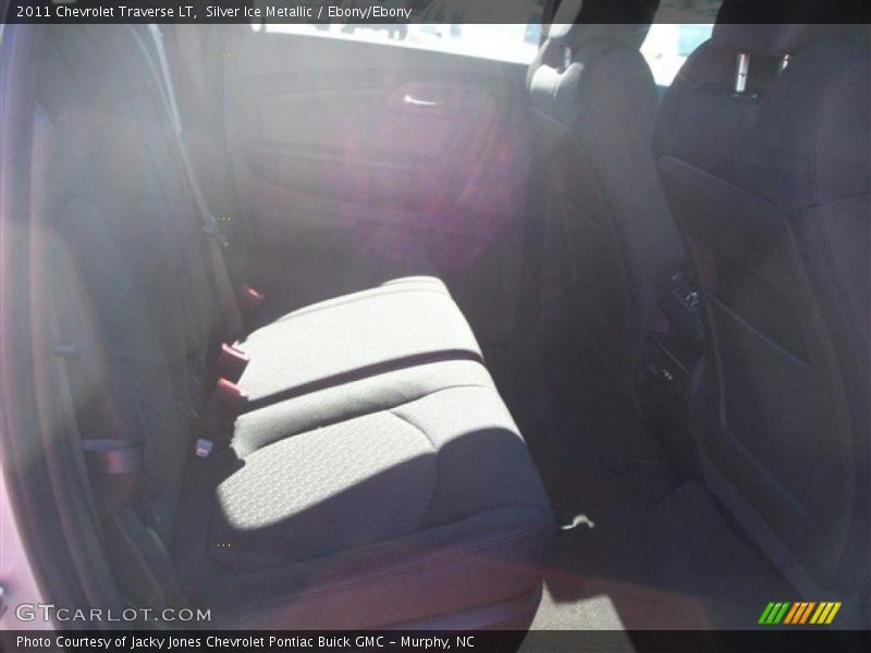 Silver Ice Metallic / Ebony/Ebony 2011 Chevrolet Traverse LT