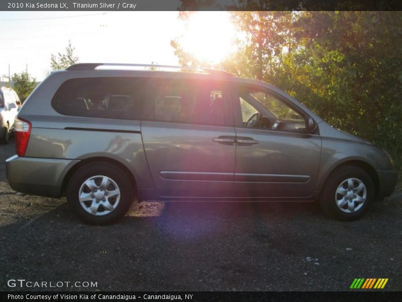 Titanium Silver / Gray 2010 Kia Sedona LX