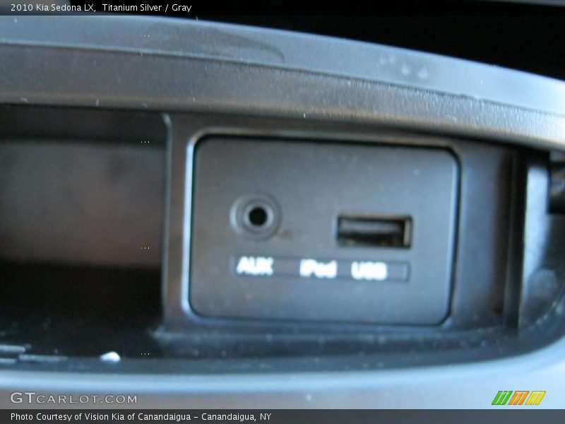 Titanium Silver / Gray 2010 Kia Sedona LX