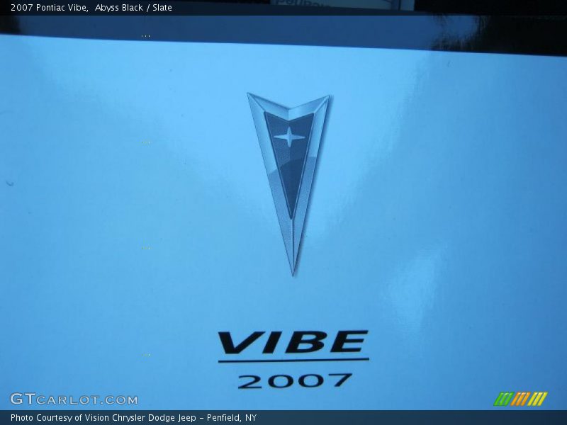 Abyss Black / Slate 2007 Pontiac Vibe