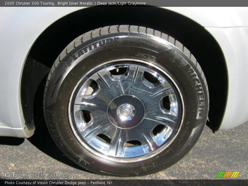 Bright Silver Metallic / Deep Jade/Light Graystone 2005 Chrysler 300 Touring