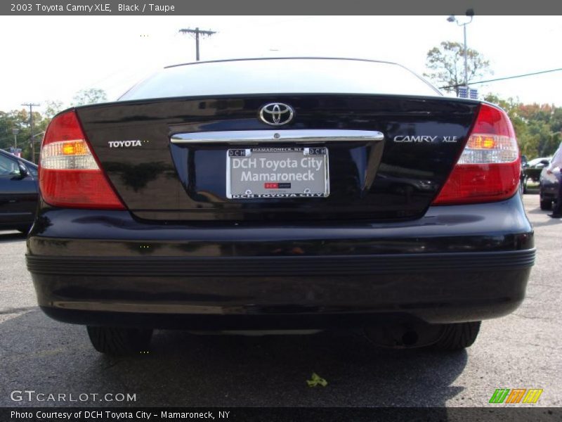 Black / Taupe 2003 Toyota Camry XLE