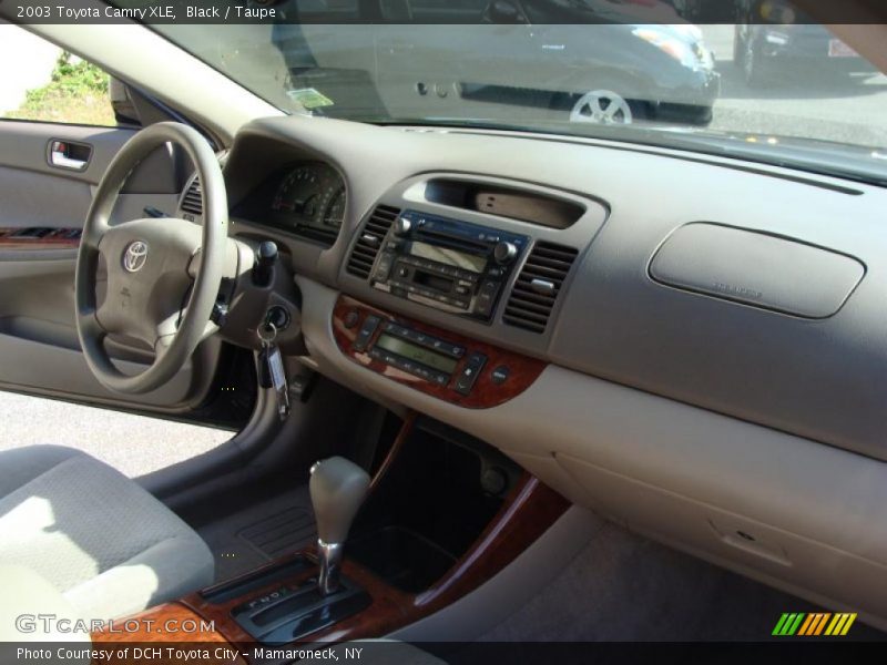 Black / Taupe 2003 Toyota Camry XLE