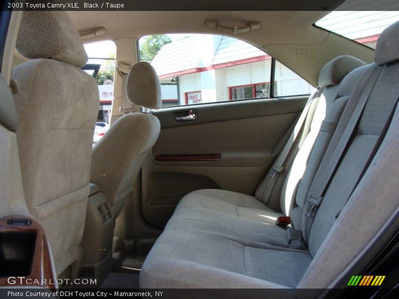 Black / Taupe 2003 Toyota Camry XLE