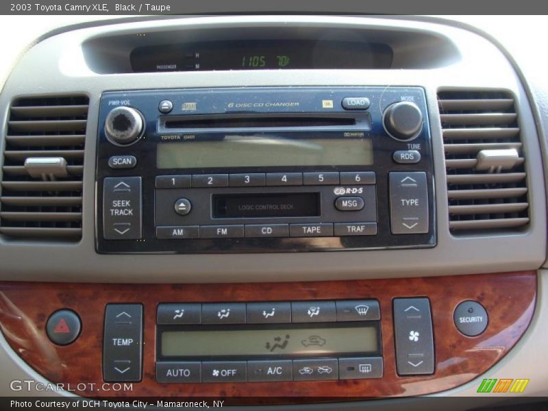 Black / Taupe 2003 Toyota Camry XLE