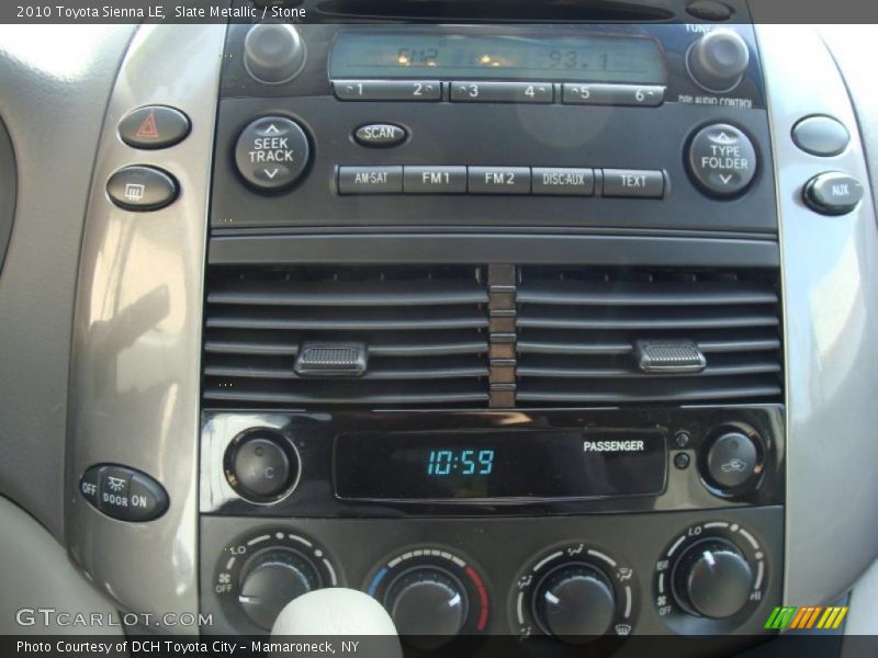 Controls of 2010 Sienna LE