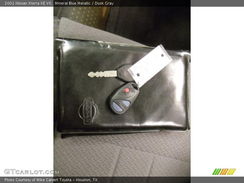 Mineral Blue Metallic / Dusk Gray 2001 Nissan Xterra XE V6
