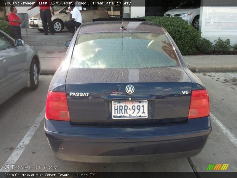Indigo Blue Pearl Metallic / Grey 2000 Volkswagen Passat GLS V6 Sedan