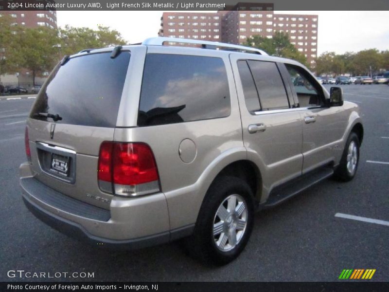  2004 Aviator Luxury AWD Light French Silk Metallic