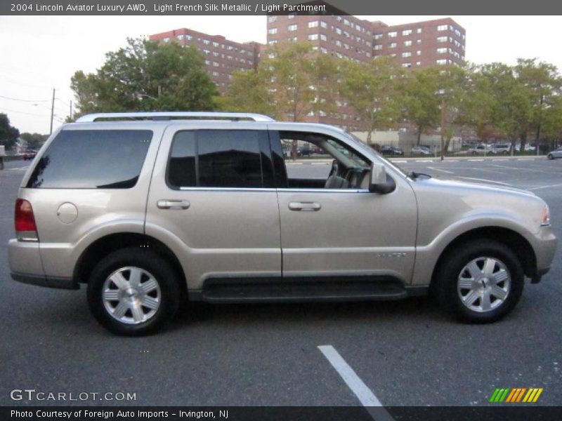  2004 Aviator Luxury AWD Light French Silk Metallic