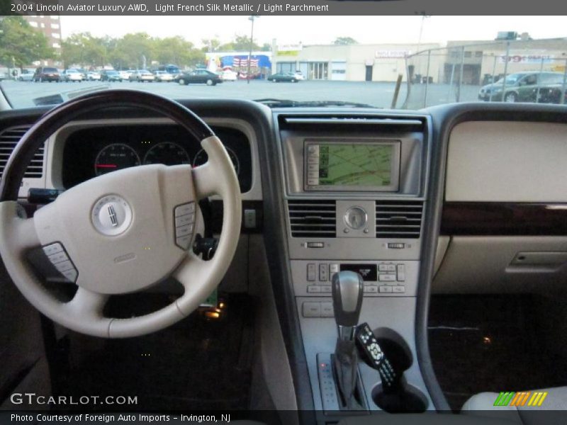 Dashboard of 2004 Aviator Luxury AWD