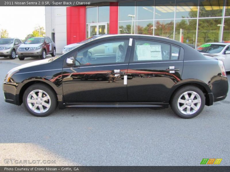 Super Black / Charcoal 2011 Nissan Sentra 2.0 SR