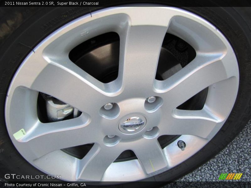 Super Black / Charcoal 2011 Nissan Sentra 2.0 SR