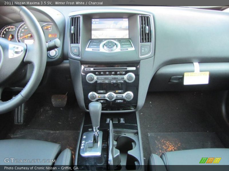 Dashboard of 2011 Maxima 3.5 SV