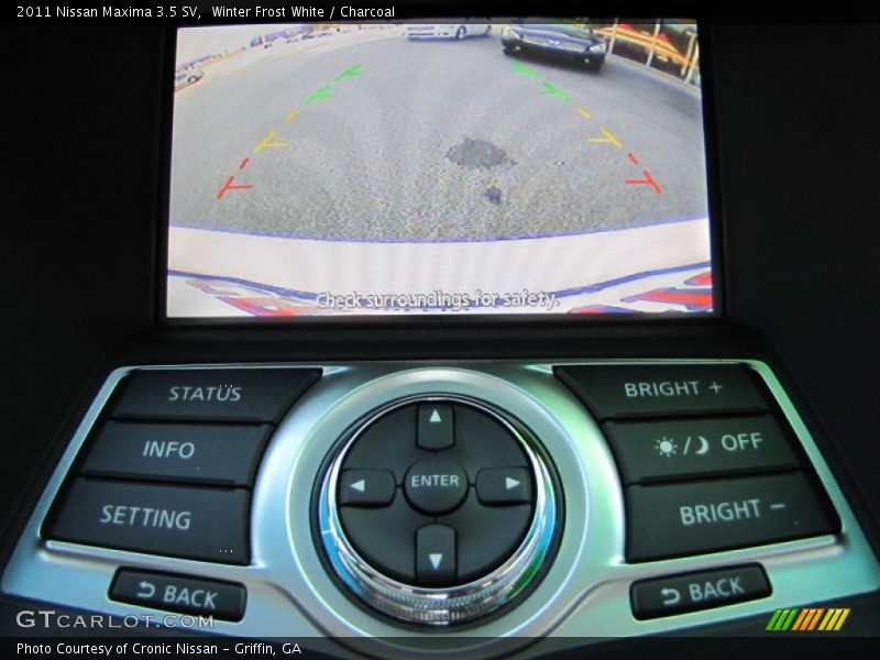 Controls of 2011 Maxima 3.5 SV