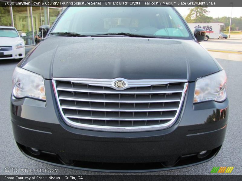 Brilliant Black Crystal Pearlcoat / Medium Slate Gray/Light Shale 2008 Chrysler Town & Country Touring Signature Series