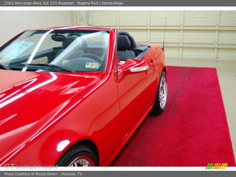 Magma Red / Sienna Beige 2001 Mercedes-Benz SLK 320 Roadster