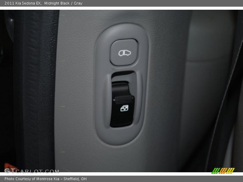 Midnight Black / Gray 2011 Kia Sedona EX
