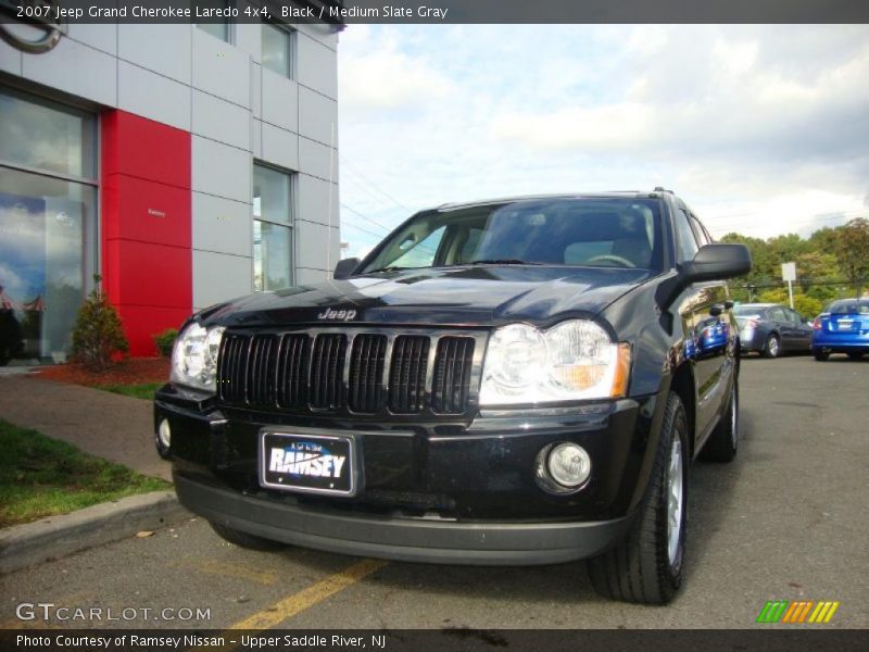 Black / Medium Slate Gray 2007 Jeep Grand Cherokee Laredo 4x4