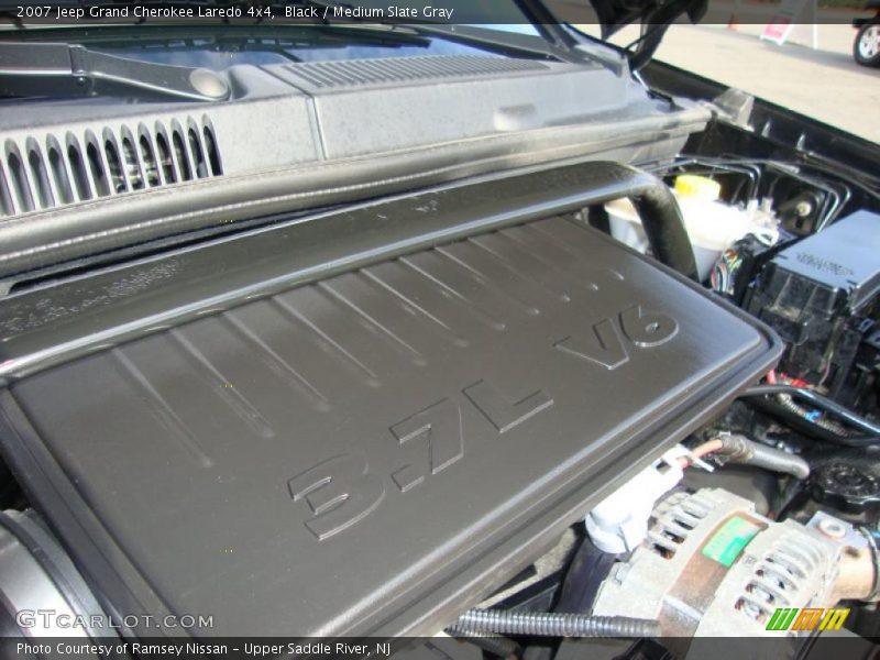 Black / Medium Slate Gray 2007 Jeep Grand Cherokee Laredo 4x4