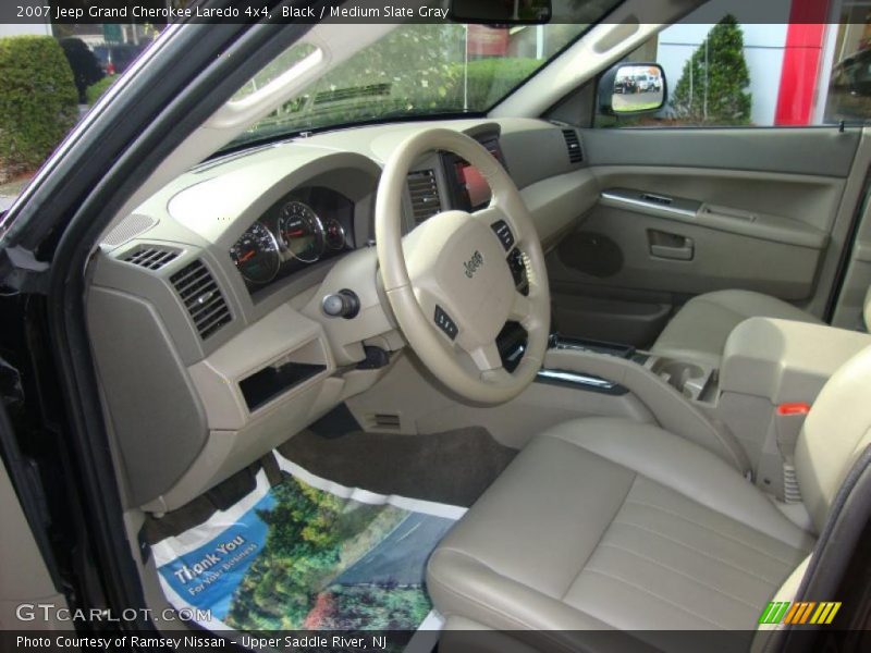 Black / Medium Slate Gray 2007 Jeep Grand Cherokee Laredo 4x4