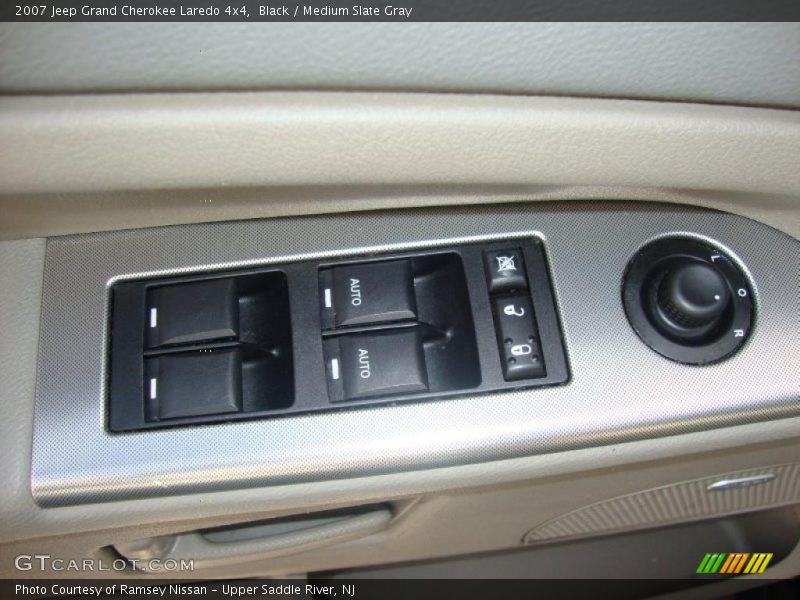 Black / Medium Slate Gray 2007 Jeep Grand Cherokee Laredo 4x4