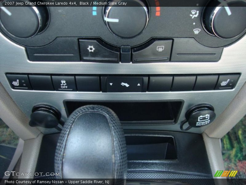 Black / Medium Slate Gray 2007 Jeep Grand Cherokee Laredo 4x4