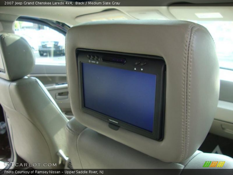 Black / Medium Slate Gray 2007 Jeep Grand Cherokee Laredo 4x4