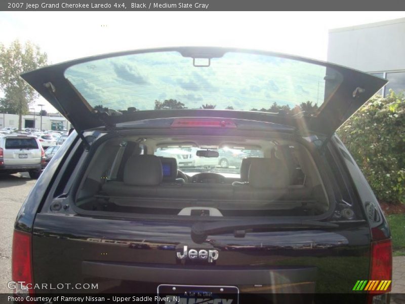Black / Medium Slate Gray 2007 Jeep Grand Cherokee Laredo 4x4