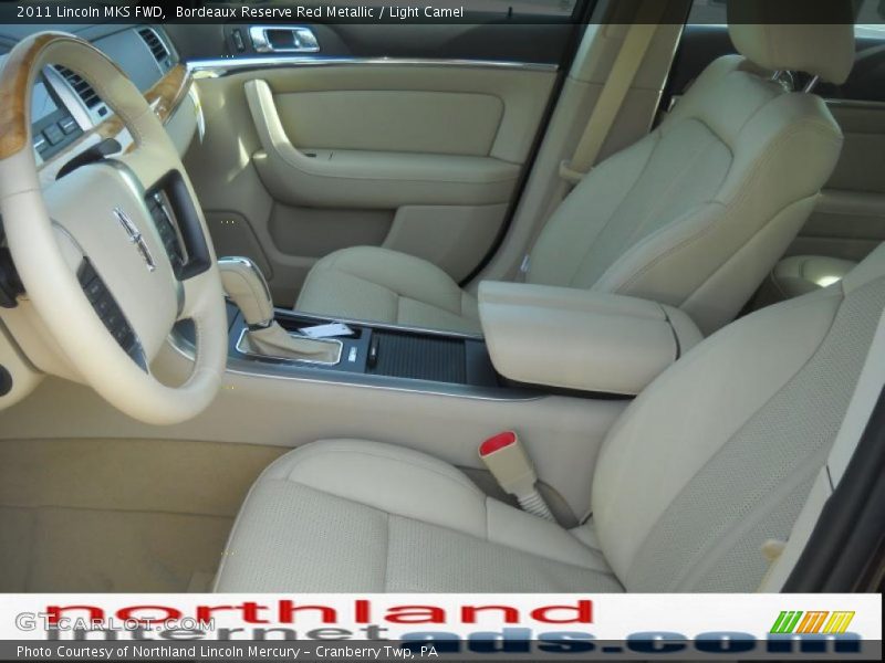 Bordeaux Reserve Red Metallic / Light Camel 2011 Lincoln MKS FWD