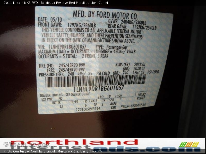 Bordeaux Reserve Red Metallic / Light Camel 2011 Lincoln MKS FWD