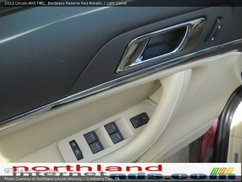 Bordeaux Reserve Red Metallic / Light Camel 2011 Lincoln MKS FWD