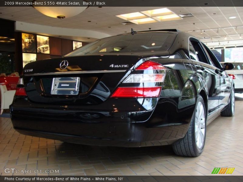 Black / Black 2009 Mercedes-Benz S 550 4Matic Sedan