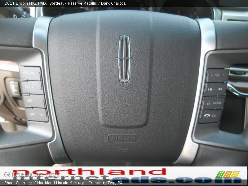 Bordeaux Reserve Metallic / Dark Charcoal 2011 Lincoln MKZ FWD