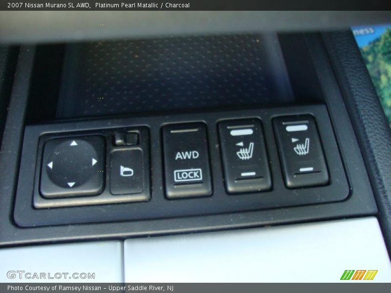 Platinum Pearl Matallic / Charcoal 2007 Nissan Murano SL AWD