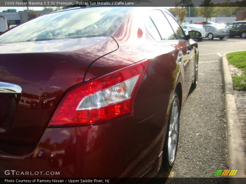 Tuscan Sun Metallic / Caffe Latte 2009 Nissan Maxima 3.5 SV Premium