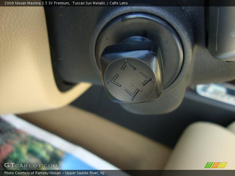 Tuscan Sun Metallic / Caffe Latte 2009 Nissan Maxima 3.5 SV Premium