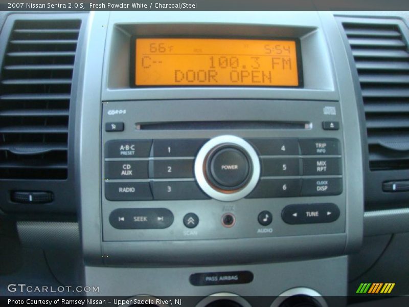 Controls of 2007 Sentra 2.0 S