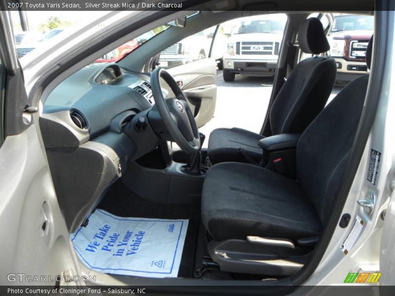 Silver Streak Mica / Dark Charcoal 2007 Toyota Yaris Sedan