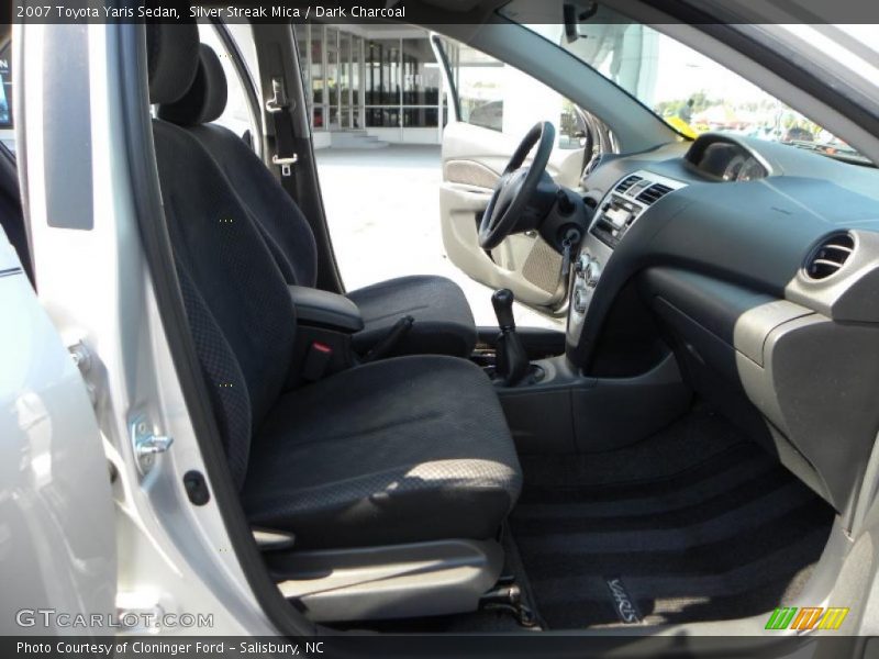 Silver Streak Mica / Dark Charcoal 2007 Toyota Yaris Sedan