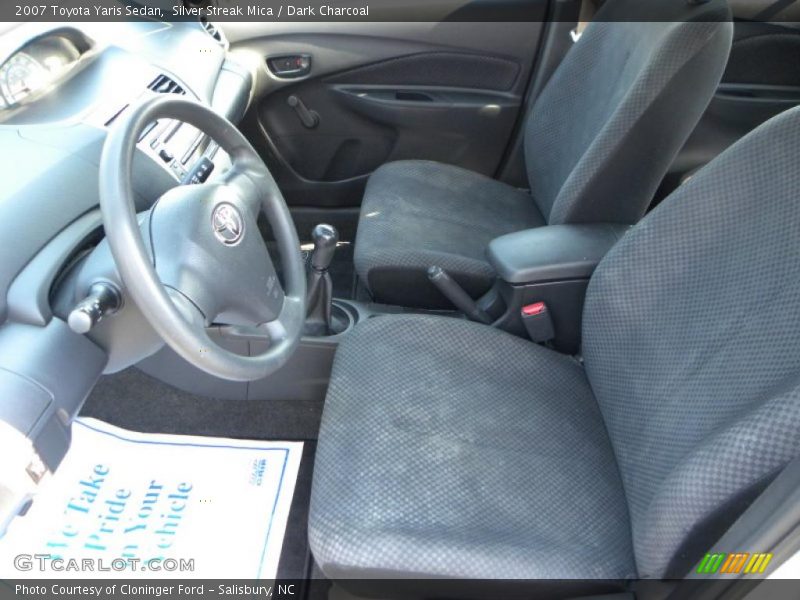Silver Streak Mica / Dark Charcoal 2007 Toyota Yaris Sedan