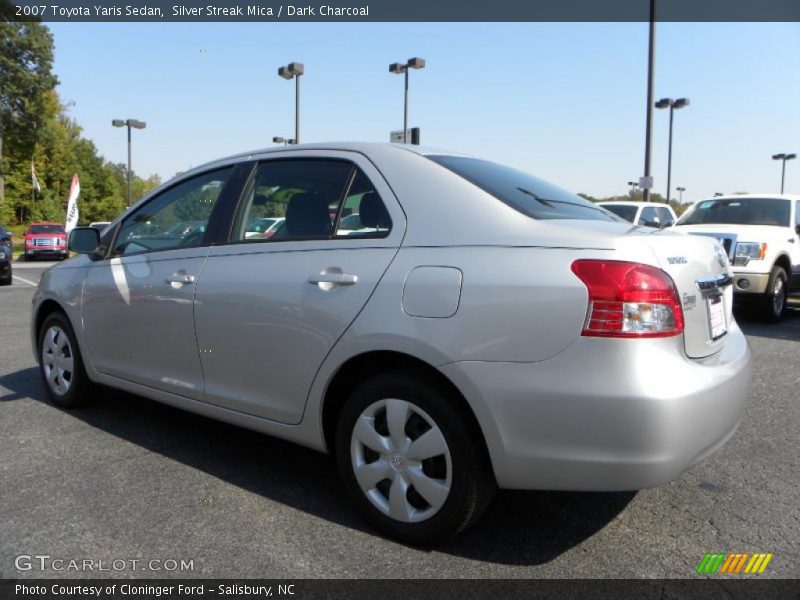 Silver Streak Mica / Dark Charcoal 2007 Toyota Yaris Sedan