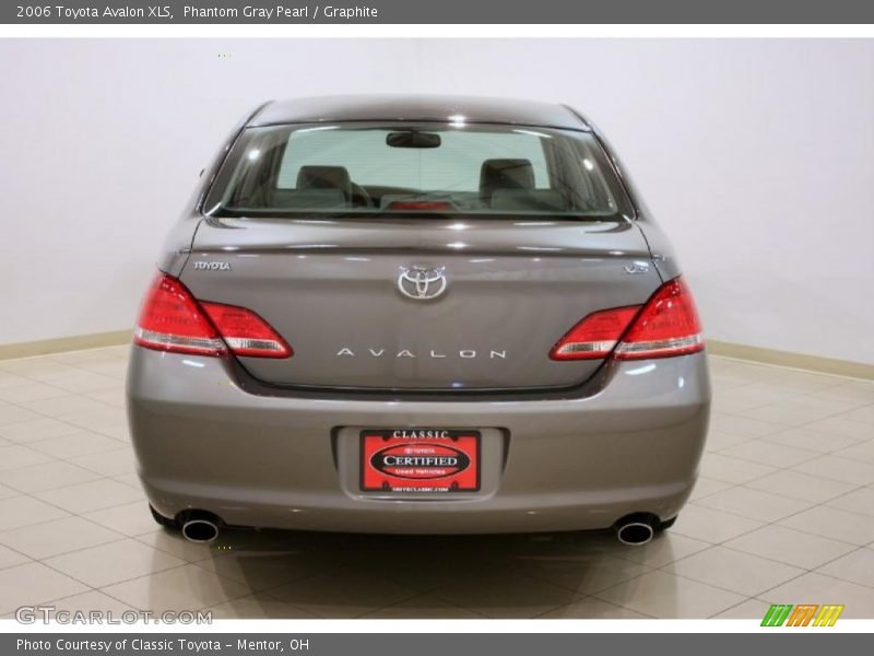 Phantom Gray Pearl / Graphite 2006 Toyota Avalon XLS