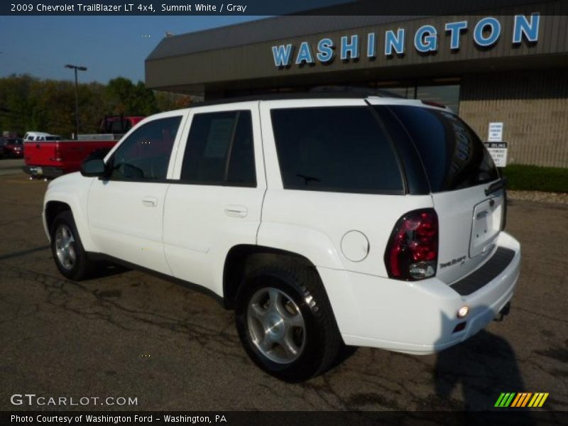Summit White / Gray 2009 Chevrolet TrailBlazer LT 4x4