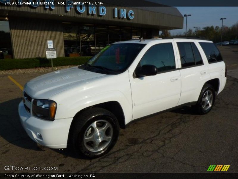 Summit White / Gray 2009 Chevrolet TrailBlazer LT 4x4
