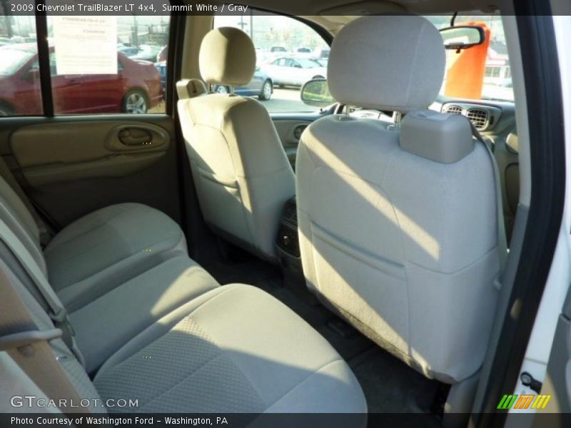 Summit White / Gray 2009 Chevrolet TrailBlazer LT 4x4