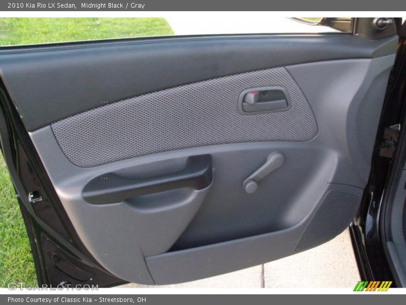  2010 Rio LX Sedan Gray Interior