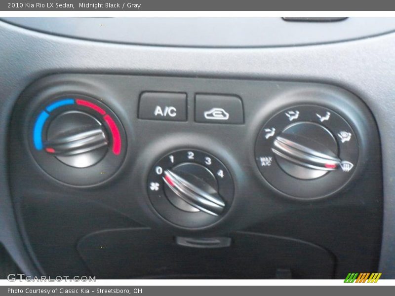 Controls of 2010 Rio LX Sedan